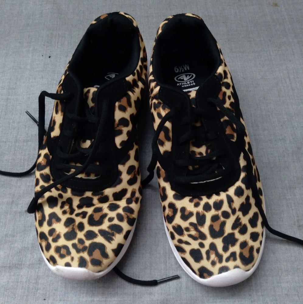 Womens shoes